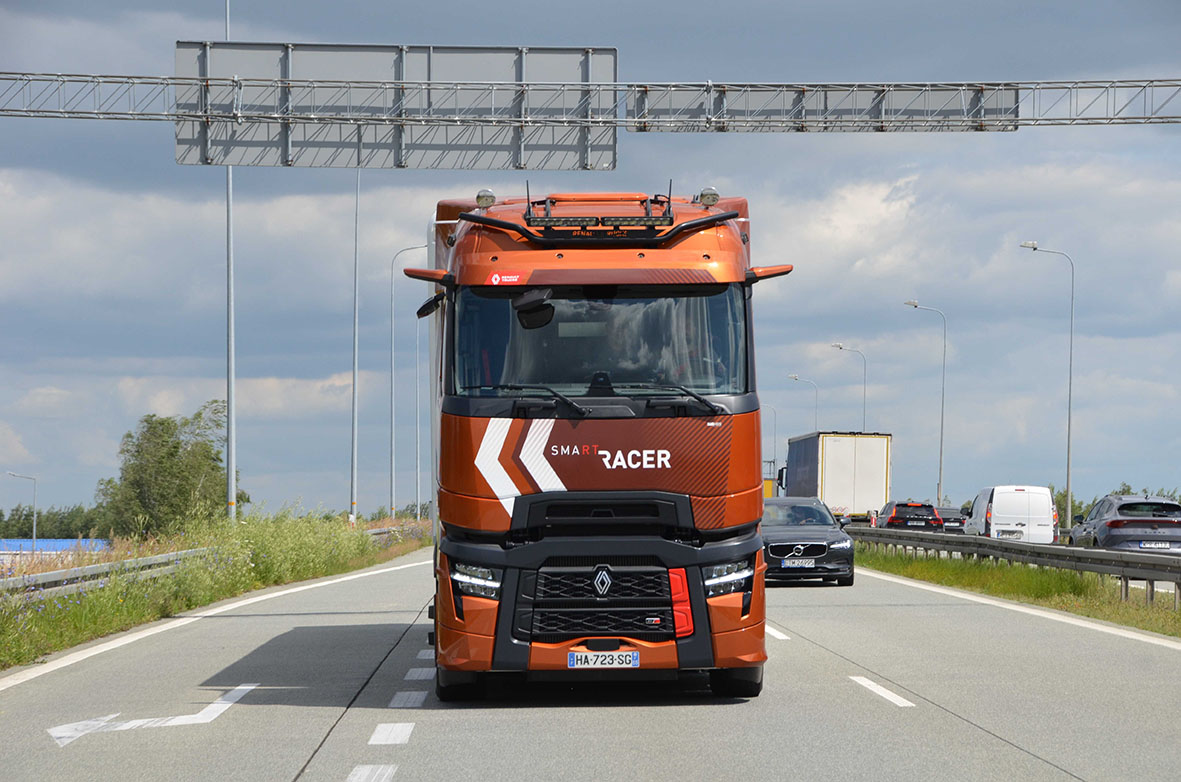 رنو T480 High TC SmartRacer